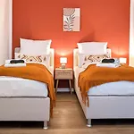 Westersuites - Firebird - 3br Zentral Terrasse Wlan 7 Betten Waschtrockner Апартаменти Бремен