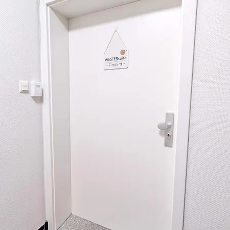 Westersuites - Firebird - 3br Zentral Terrasse Wlan 7 Betten Waschtrockner Apartament Brema